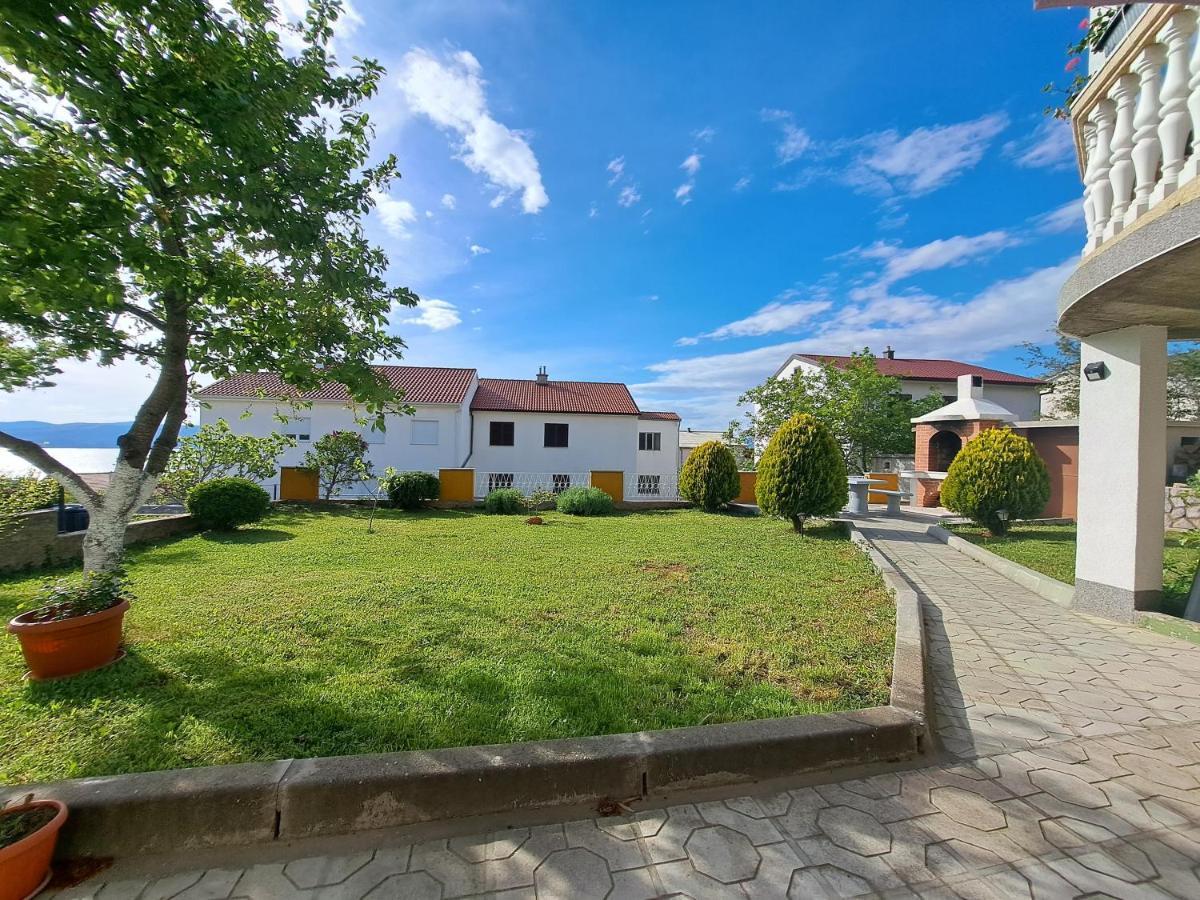 Guest House Angela Senj  Exterior foto